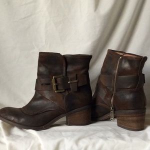 Donald J Pliner ankle boots-brown camo leather